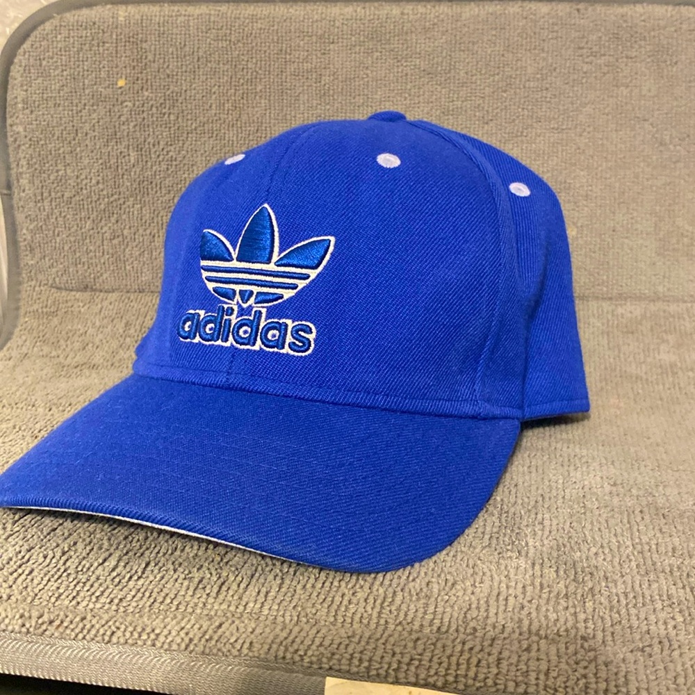 Cap adidas color blue and white